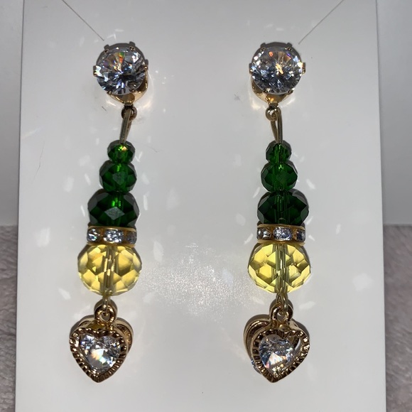 New Hand Crafted Oregon Ducks 🦆 Bling Themed Post, Dangling Earrings - Picture 5 of 9